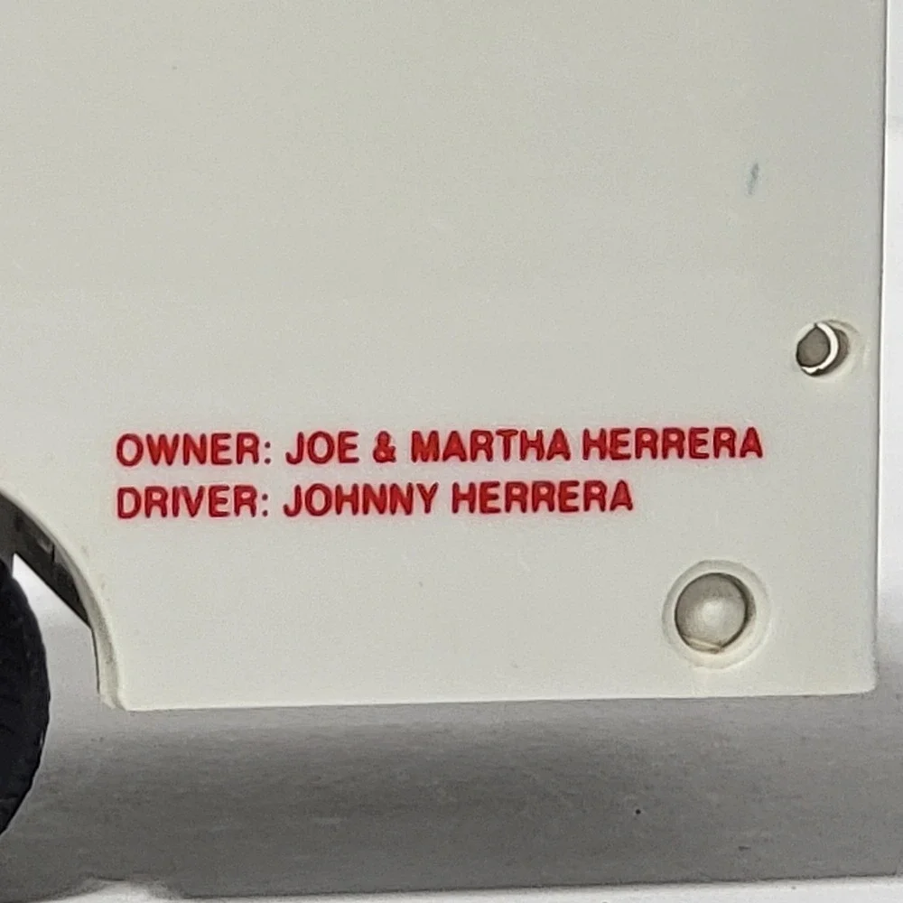 Racing Champions 1994 Johnny Herrera 45x Sprint Car Semi Truck Trailer White